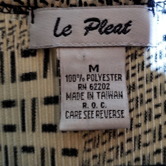 Le Pleat Tan & Black Tank Top Blouse Medium - Picture 5 of 8